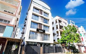 Super Townhouse New Town Formerly Krish Residency